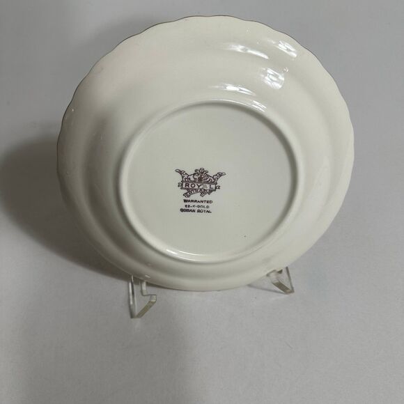 Vintage Royal China Quban Warranted 22K Gold Roses 7” Decorative/ Dessert Plate - Picture 7 of 9